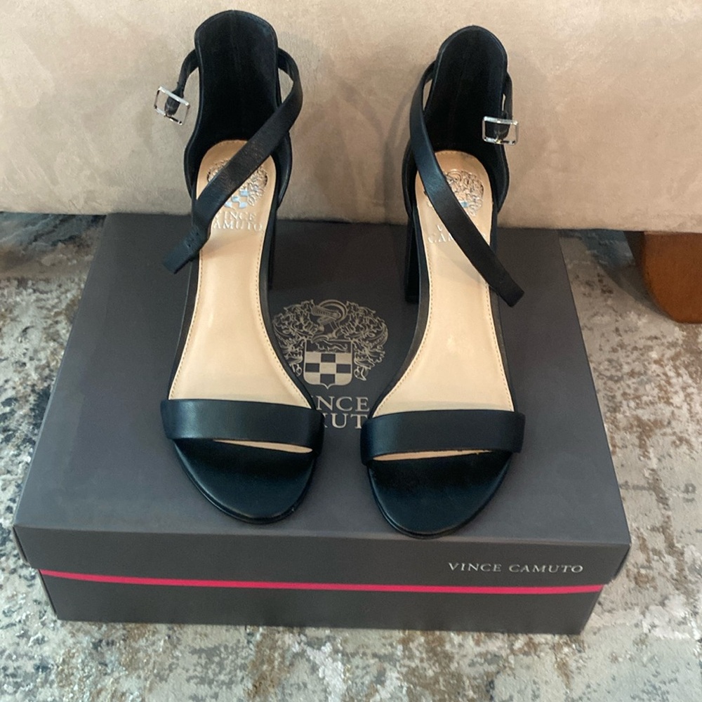 Black heal sandals